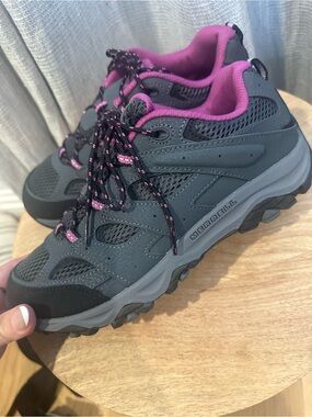 Merrell Women's Gray & Pink Trail Running Shoes
